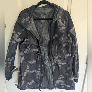 Mondetta Black and Gray Jacket